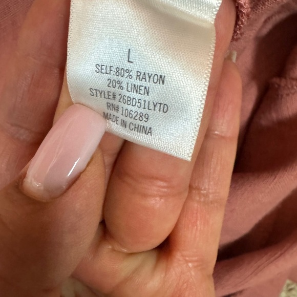 Jun & Ivy Elegant Pink Jumpsuit Size LARGE. E38 - Picture 5 of 14